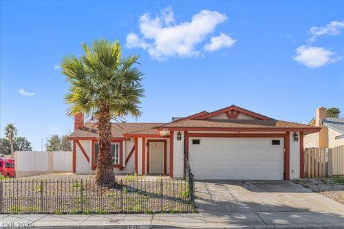 6401 Ouida Way, Las Vegas, NV, 89108-5526 | Card Image
