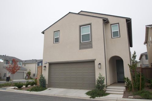 4154 Constance Rd, Madera, CA, 93636-6521 | Card Image