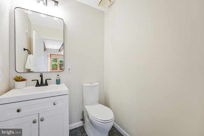 6719 Pine Creek Ct, House other with 4 bedrooms, 4 bathrooms and null parking in MCLEAN VA | Image 28