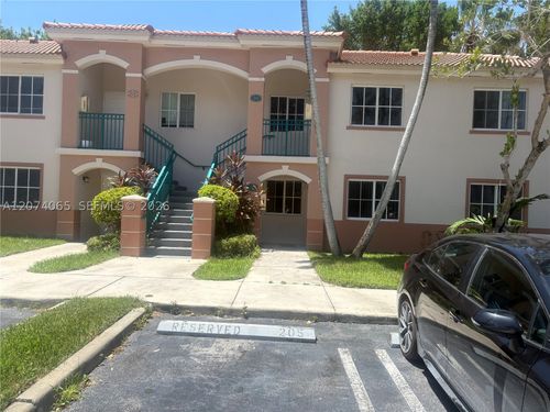 105-44-2910 Se 13th Rd, Homestead, FL, 33035-2386 | Card Image