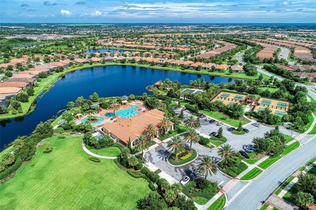 UNIT-102 - 13711 Messina Loop, Condo with 2 bedrooms, 2 bathrooms and null parking in Bradenton FL | Image 46