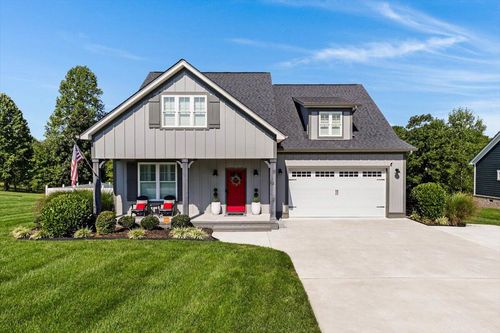 876 Equestrian Dr, Soddy-Daisy, TN, 37379-1704 | Card Image