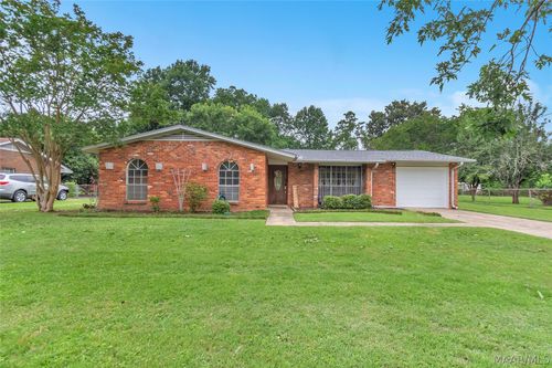 6725 Spring Valley Dr, Elmore, AL, 36025-2028 | Card Image