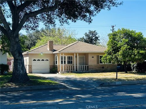 3432 N Sierra Way, San Bernardino, CA, 92405-2548 | Card Image