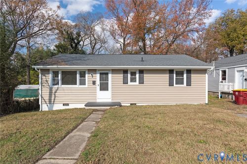 933 Priam St, Petersburg, VA, 23803-3567 | Card Image