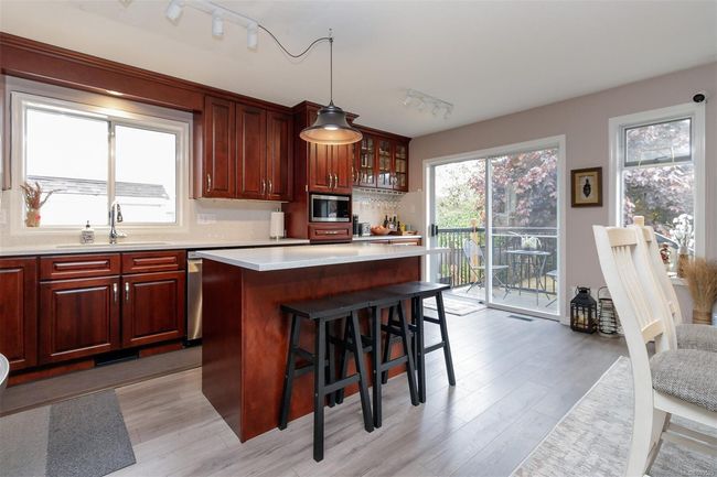 5958 Tweedsmuir Cres, House other with 3 bedrooms, 2 bathrooms and 4 parking in Nanaimo BC | Image 12