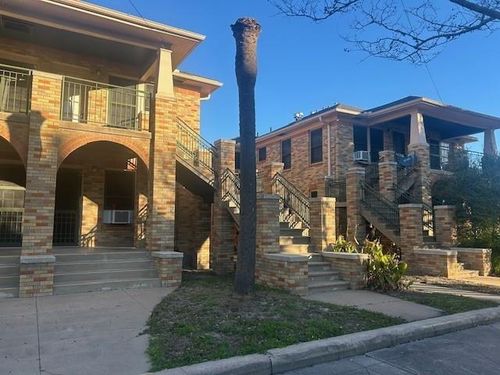 3-2424 Avenue 0 1/2 Street, Galveston, TX, 77550 | Card Image