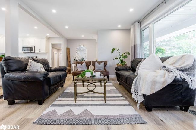 1175 Carson Rd, House other with 5 bedrooms, 2 bathrooms and 6 parking in Springwater ON | Image 12