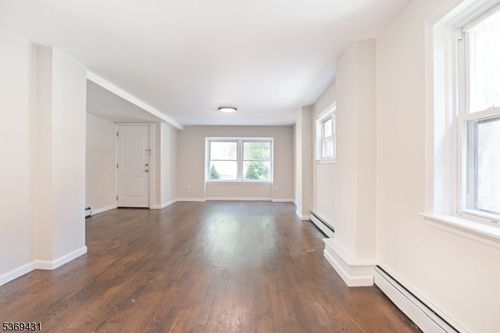 c1-285 Orchard Ter, Bogota, NJ, 07603-1257 | Card Image