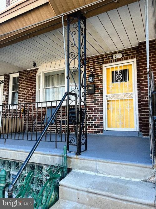 561 E Cheltenham Ave, PHILADELPHIA, PA, 19120-1724 | Card Image