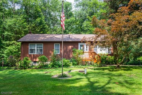 1 Edwards Dr, Sandyston, NJ, 07826-5058 | Card Image