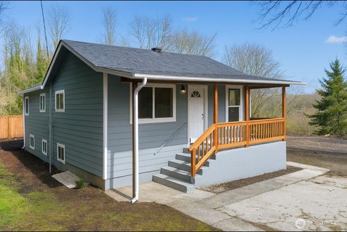 4110 S 114th St, Tukwila, WA, 98168-1917 | Card Image