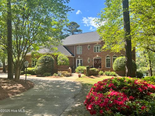 421 Dogwood Trl, Goldsboro, NC, 27534-8944 | Card Image