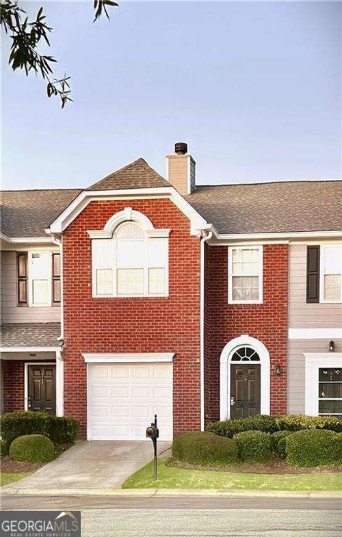 6243 Shoreview Cir, Flowery Branch, GA, 30542-7606 | Card Image