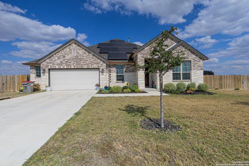 113 Scarlet Oak Cir, Floresville, TX, 78114-0077 | Card Image