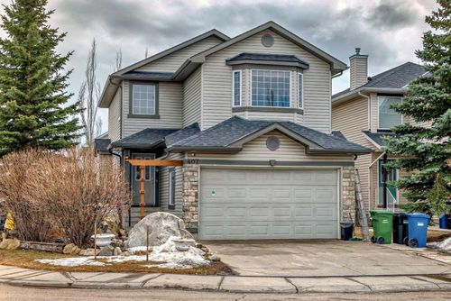 407 Bridlewood Avenue Sw, Home with 6 bedrooms, 3 bathrooms and 4 parking in Calgary AB | Card Image