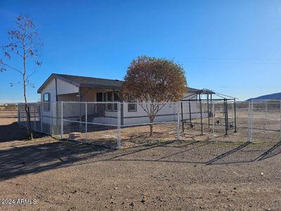 43104 W Catalina Drive, House other with 2 bedrooms, 2 bathrooms and null parking in Tonopah AZ | Image 2