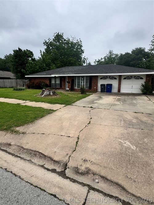 3815 S 82nd East Avenue, Tulsa, OK, 74145 | Card Image