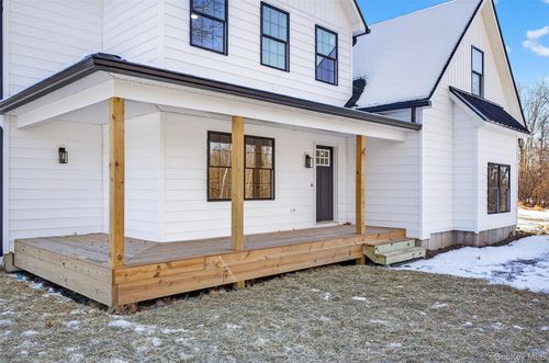 14 Harness Rd, Goshen, NY, 10924-2194 | Card Image