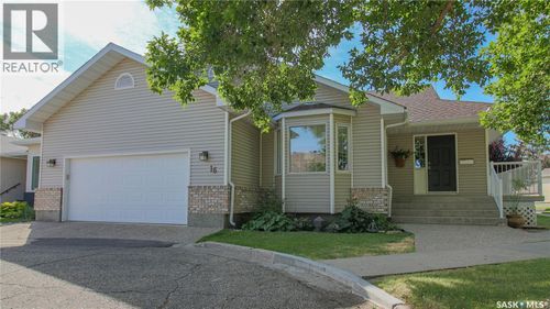 16 Winter Green Bay, Regina, SK, S4S7G2 | Card Image