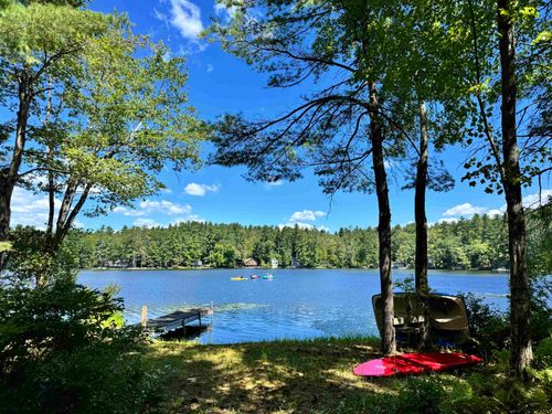 237 Rolfe Pond Dr, Hopkinton, NH, 03229-3375 | Card Image