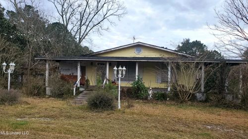 76 Reid Rd, Laurel, MS, 39443-9620 | Card Image