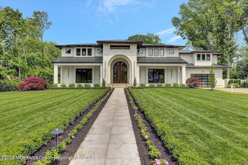 673 Westwood Ave, Long Branch, NJ, 07740-5008 | Card Image