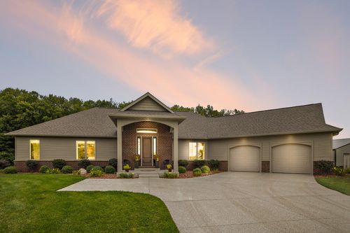 68363 Calvin Center Rd, Cassopolis, MI, 49031-8576 | Card Image