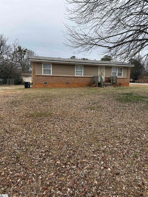 2 Julian Bond Lane, spartanburg, SC, 29307 | Card Image