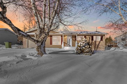 21 Sherry Ave, Kentville, NS, B4N1Z6 | Card Image