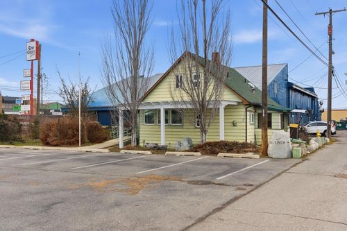 11928 E Sprague Ave, Spokane Valley, WA, 99206-5143 | Card Image