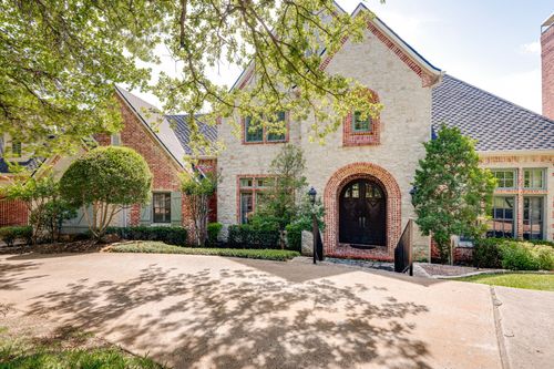 5701 Southern Hills Dr, Flower Mound, TX, 75022-6534 | Card Image