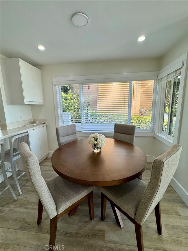 827 Cliff Dr, Condo with 2 bedrooms, 2 bathrooms and 1 parking in Laguna Beach CA | Image 21