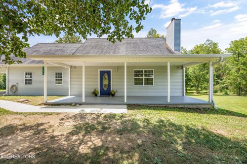 986 Marlow Cir, Clinton, TN, 37716-5323 | Card Image