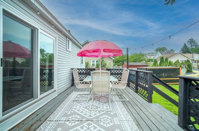 83 Armstrong St, House other with 2 bedrooms, 1 bathrooms and 3 parking in West Springfield MA | Image 25