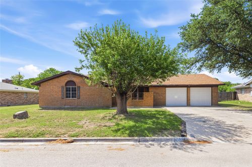 1715 Woodridge St, Brownwood, TX, 76801-7723 | Card Image