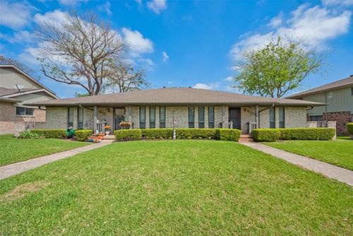 6123 Rincon Way, Dallas, TX, 75214-2036 | Card Image