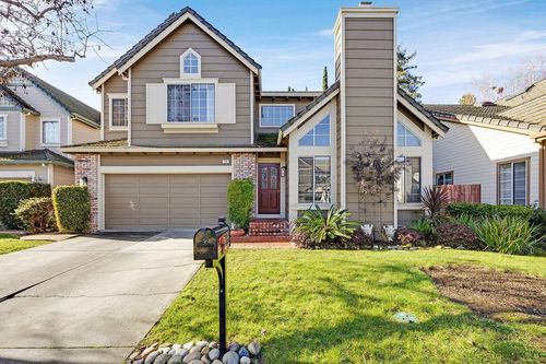 132 Danbury Ln, Redwood City, CA, 94061-4309 | Card Image