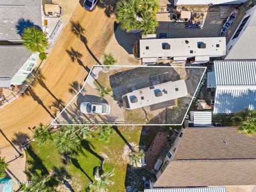 207 Squid Ln, Panama City, FL, 32408-7258 | Card Image