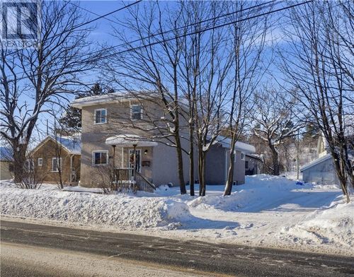 482 Howey Dr, Sudbury, ON, P3B1G3 | Card Image