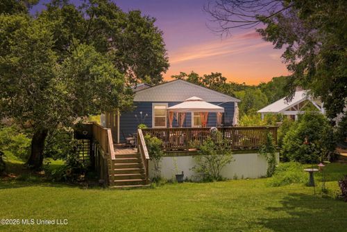 326 Magnolia Avenue, Ocean Springs, MS, 39564 | Card Image