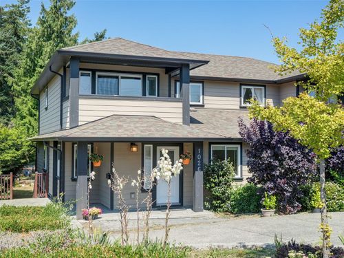 1026 Tillicum Rd, Esquimalt, BC, V9A2A1 | Card Image