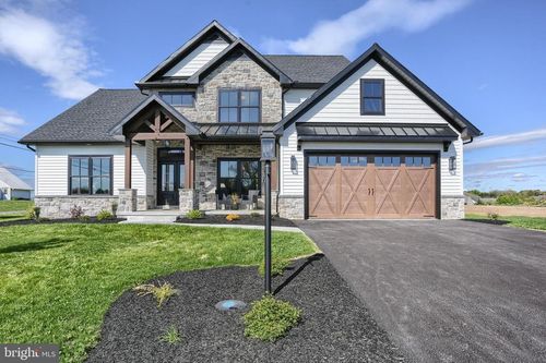 101 Dream Dr, LEBANON, PA, 17046-2280 | Card Image