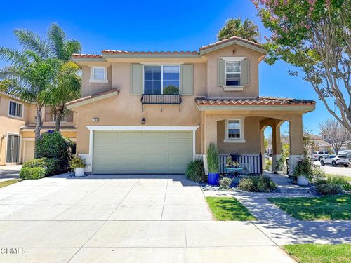 708 Entrada Dr, Oxnard, CA, 93030 | Card Image