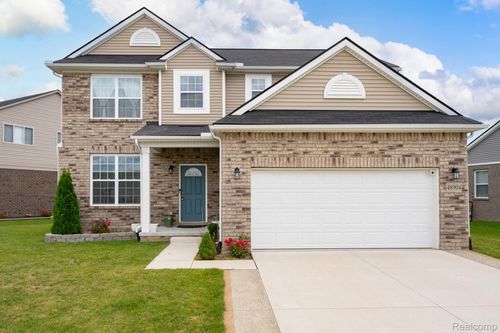 48904 Carnegie Way, Macomb, MI, 48042-5198 | Card Image