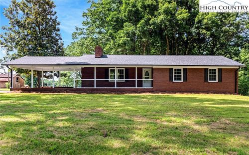 1825 Liberty Church Rd, Yadkinville, NC, 27055-6226 | Card Image