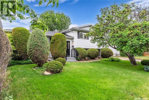 226 Auld Cres, Saskatoon, SK, S7H4W9 | Card Image