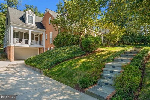 6209 Foxcroft Rd, ALEXANDRIA, VA, 22307-1104 | Card Image