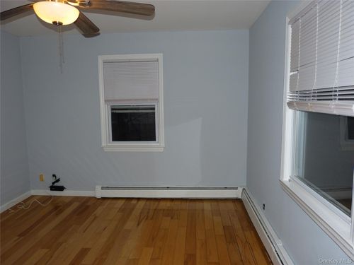 154 Buena Vista Rd, New City, NY, 10956-1324 | Card Image