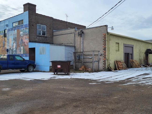 Back of Building | Image 109